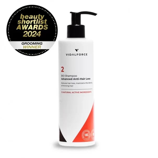 VIDALFORCE champú 2 caída capilar avanzada: botella con sello Grooming Winner 2024