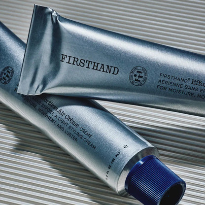 Detalle de dos tubos de FIRSTHAND Effortless Air Crème